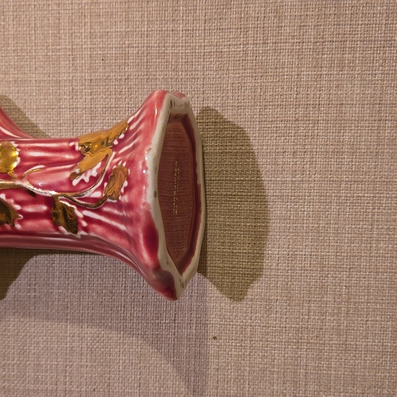 Holley Ross Accents Squirrel in Tree Bud Vase - Picture 4 of 12